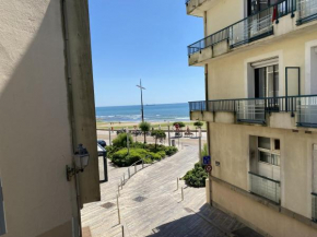 Appartement renove apercu mer remblai